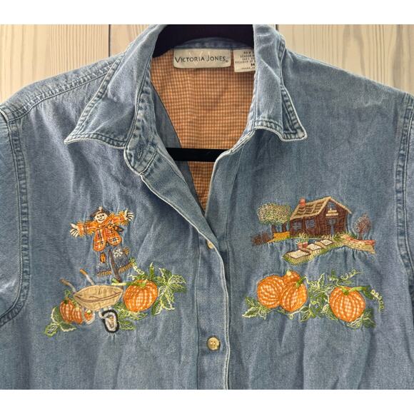 Victoria Jones Tops - Vintage Victoria Jones Button Up  Long Sleeves Autumn/Fall Jean Shirt (READ)